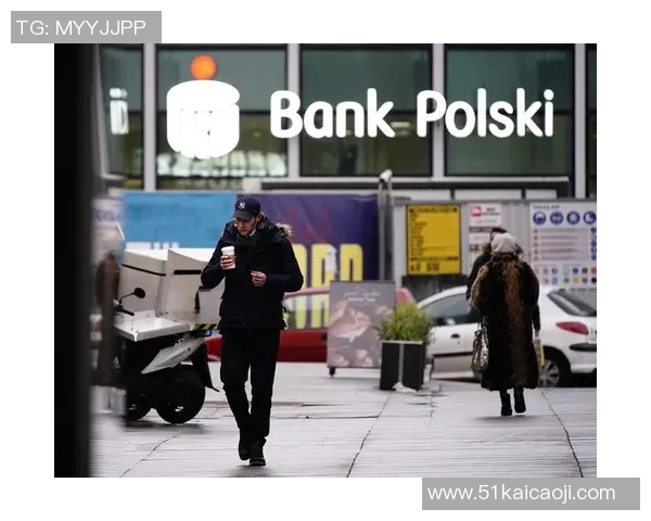 那不勒斯新冠疫情持续恶化,市民呼吁政府出台更严格措施 那不勒斯新冠疫情持续恶化,市民呼吁政府出台更严格措施